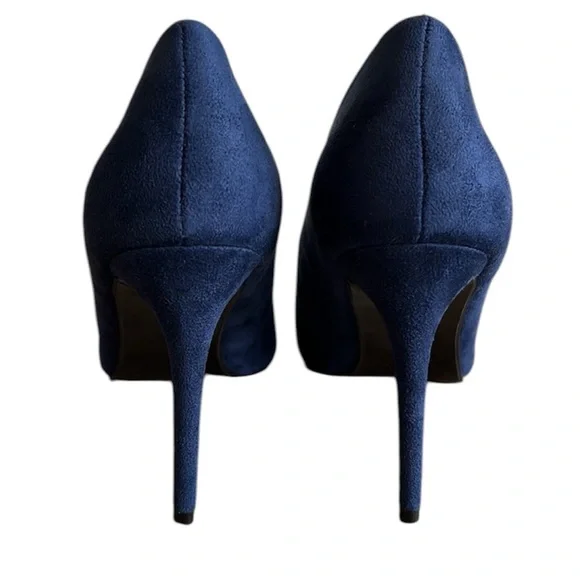 NWOT IDIFU, Suede Navy Blue Heels, Size 7 - Picture 2 of 11